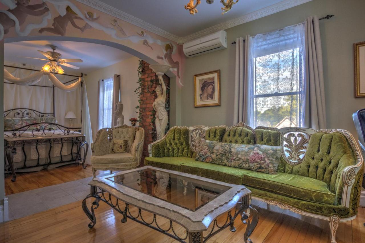 Auberge Marquis De Montcalm Sherbrooke Bagian luar foto