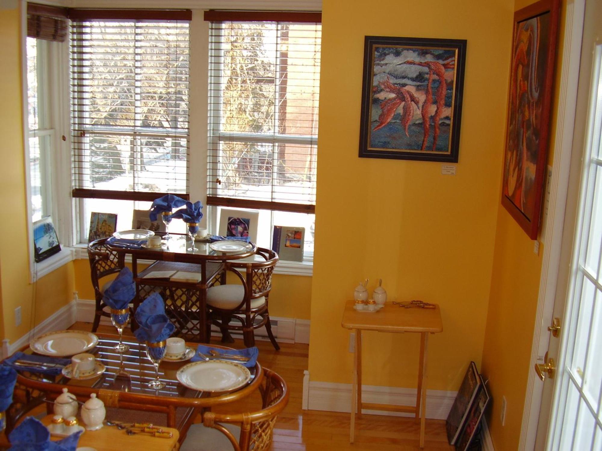 Auberge Marquis De Montcalm Sherbrooke Bagian luar foto